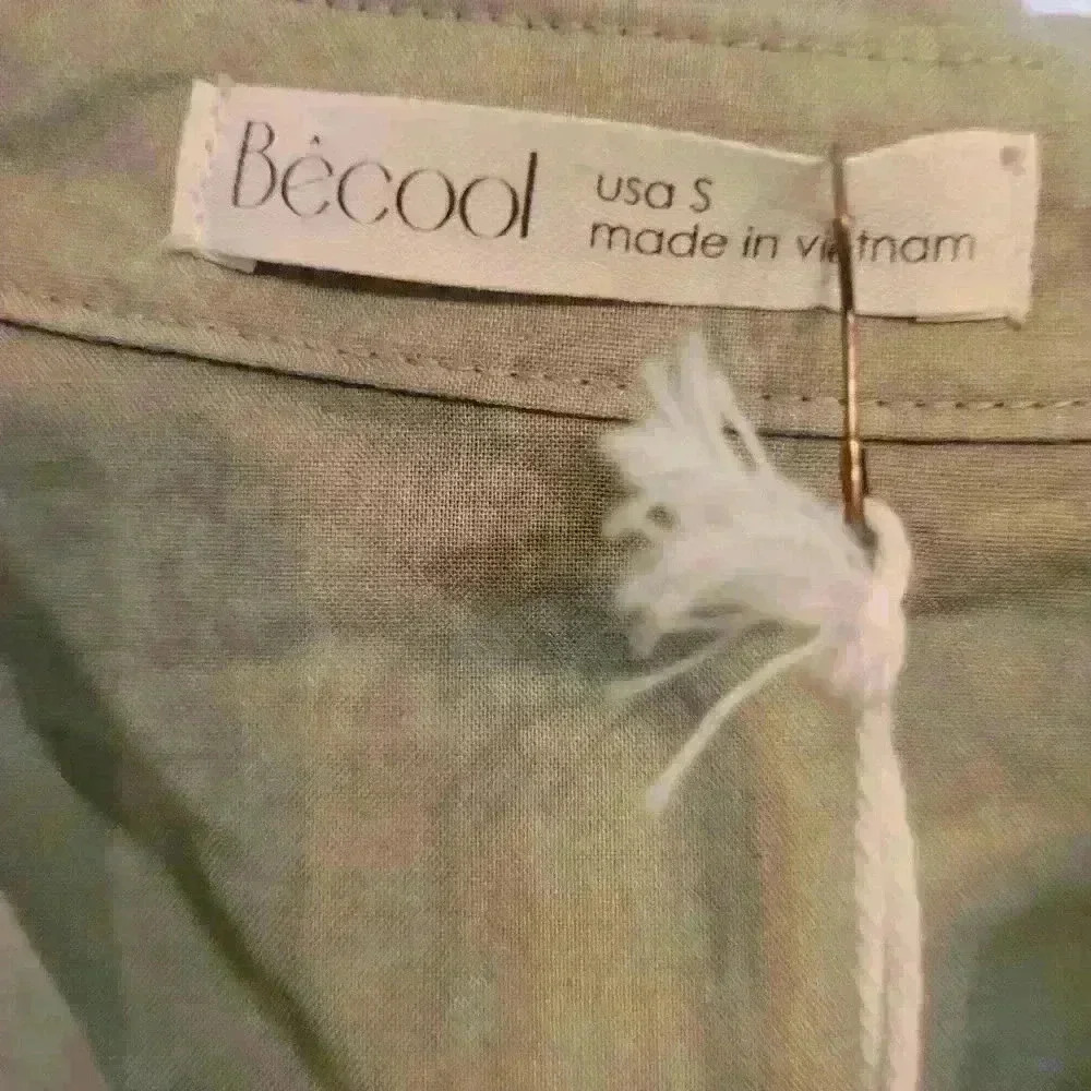 NWT BeCool women's button down mint green top, sz S, $25 - Picture 3 of 4